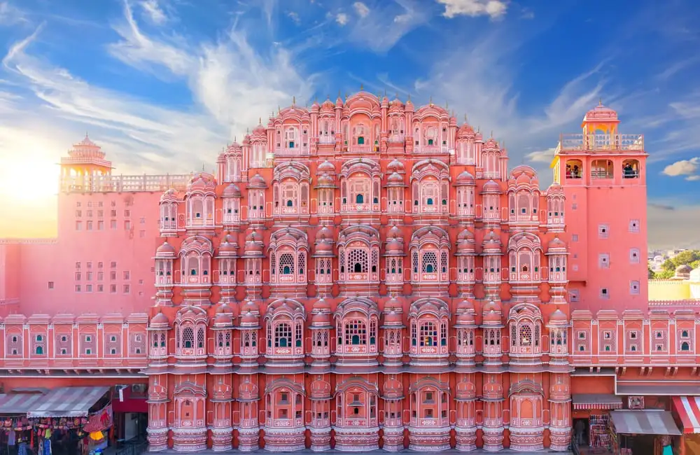 Royal Rides: Essential Guide to Bike Hire in Jaipur