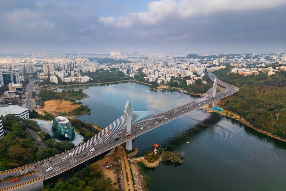 Professional Car Hire Hyderabad for Business Travel | GoWheelo